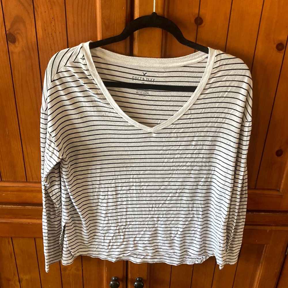 American Eagle Soft & Sexy T sz xs